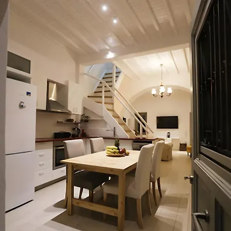 Casa de Férias Christy's Three Level Luxury